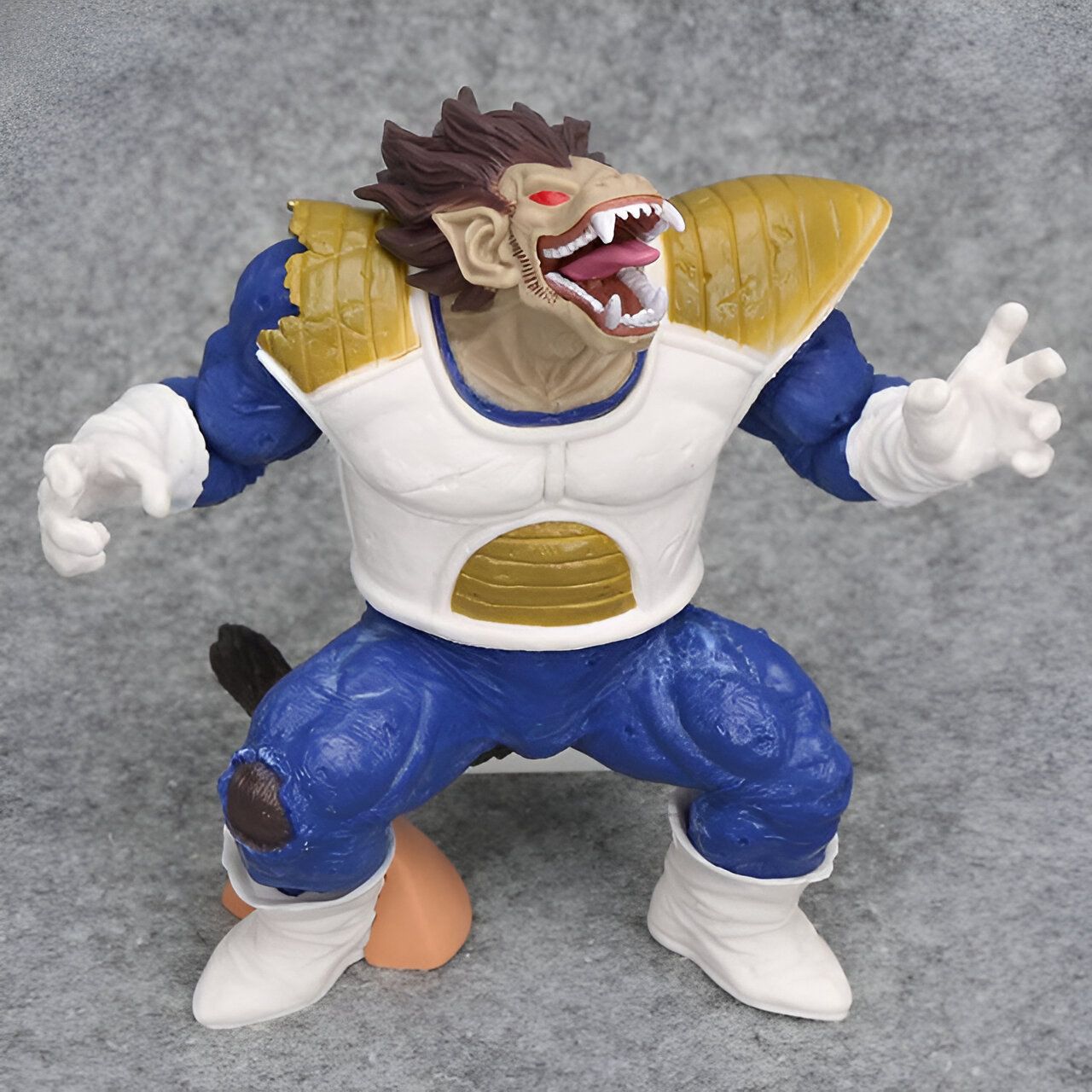 Figurine Dragon Ball Z Oozaru 18cm - Haute Qualité
