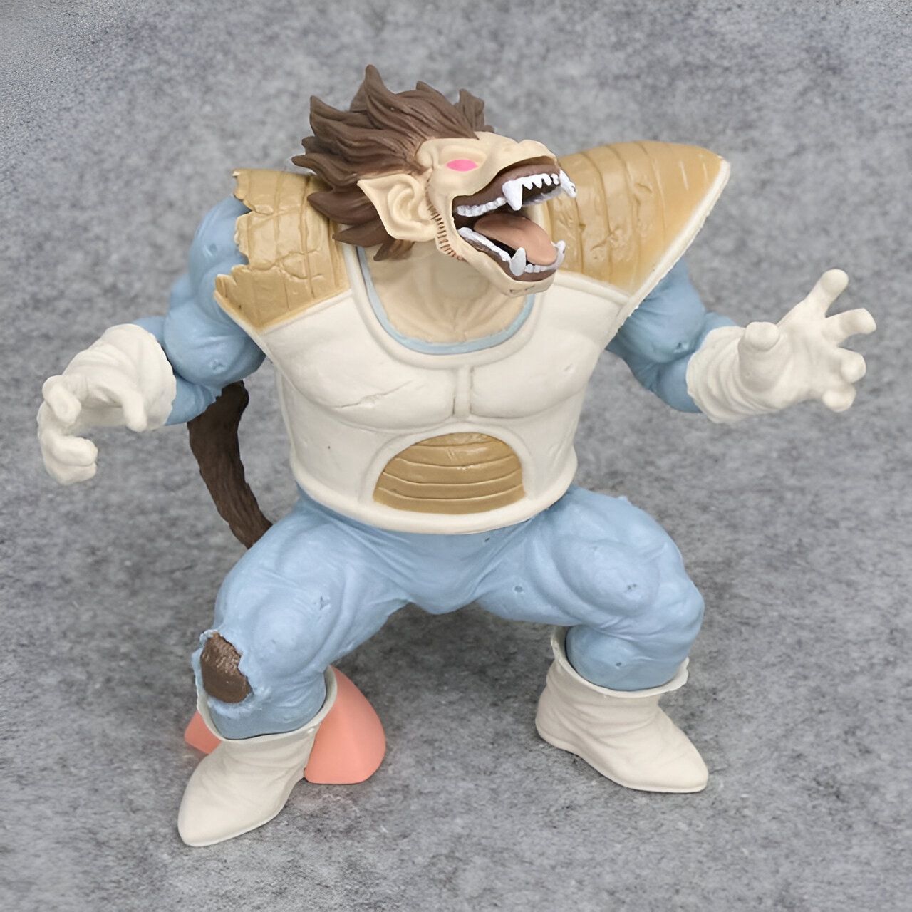 Figurine Dragon Ball Z Oozaru 18cm - Haute Qualité

