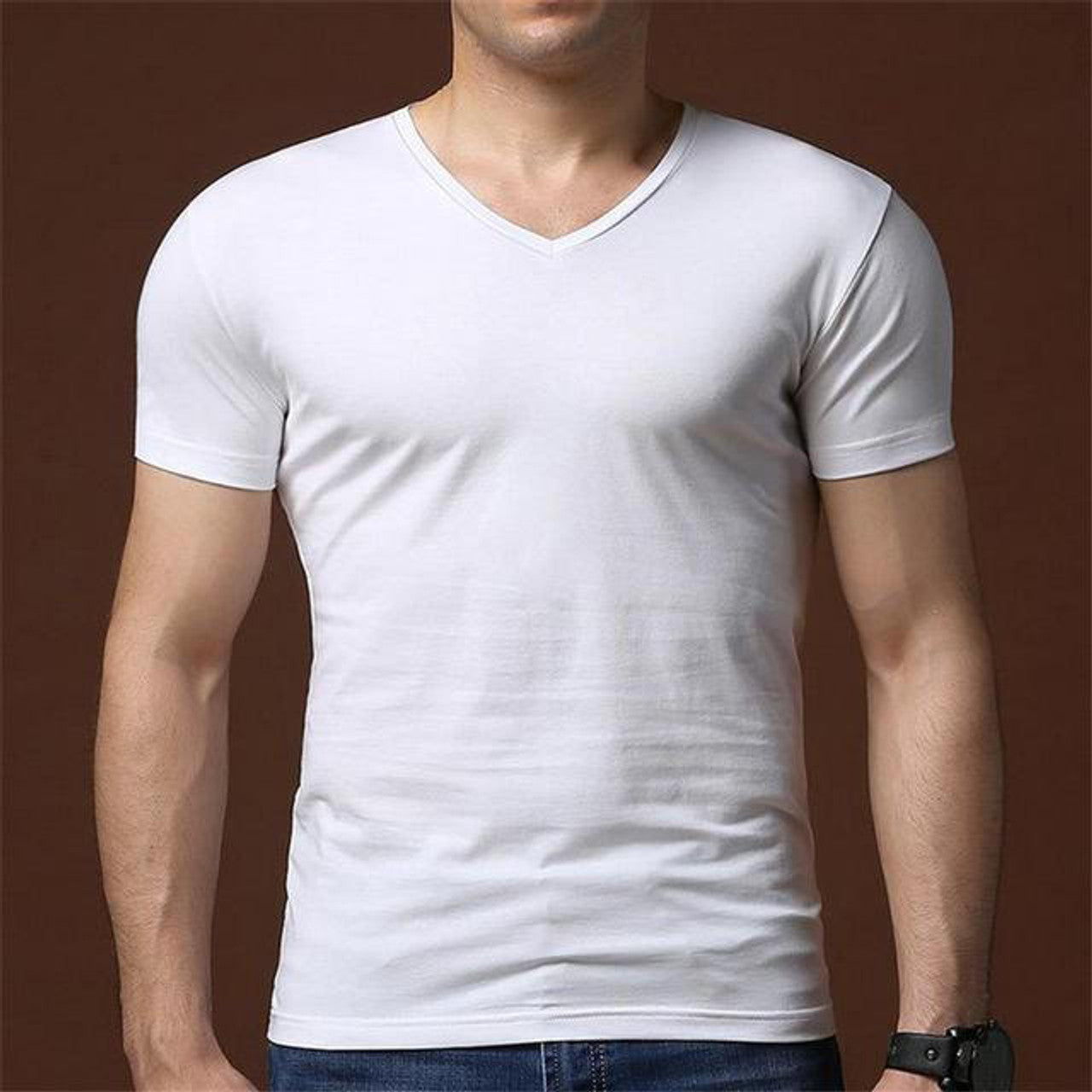 T-shirt moulant col V