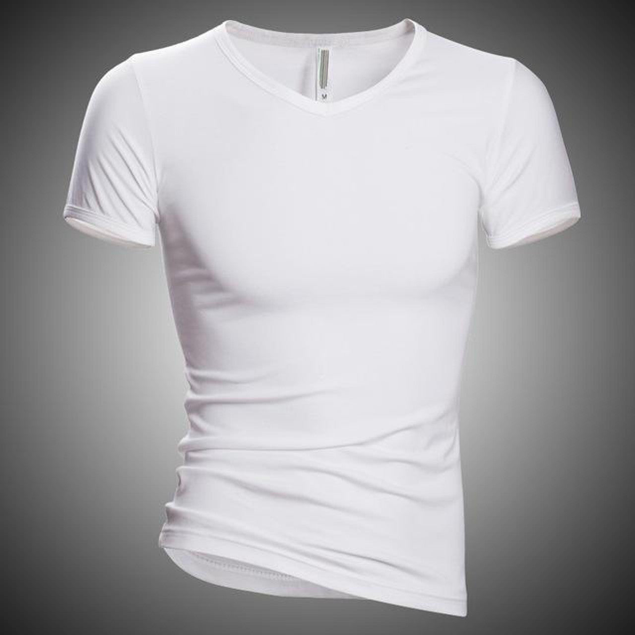 T-shirt slim noir ou blanc